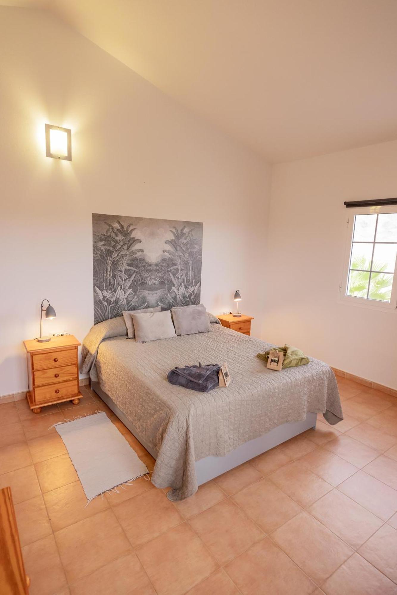 Casa Amaya - Spacious House With Pool, Large Garden, Bbq, 2 Terraces, And Ideal Location El Charco  المظهر الخارجي الصورة